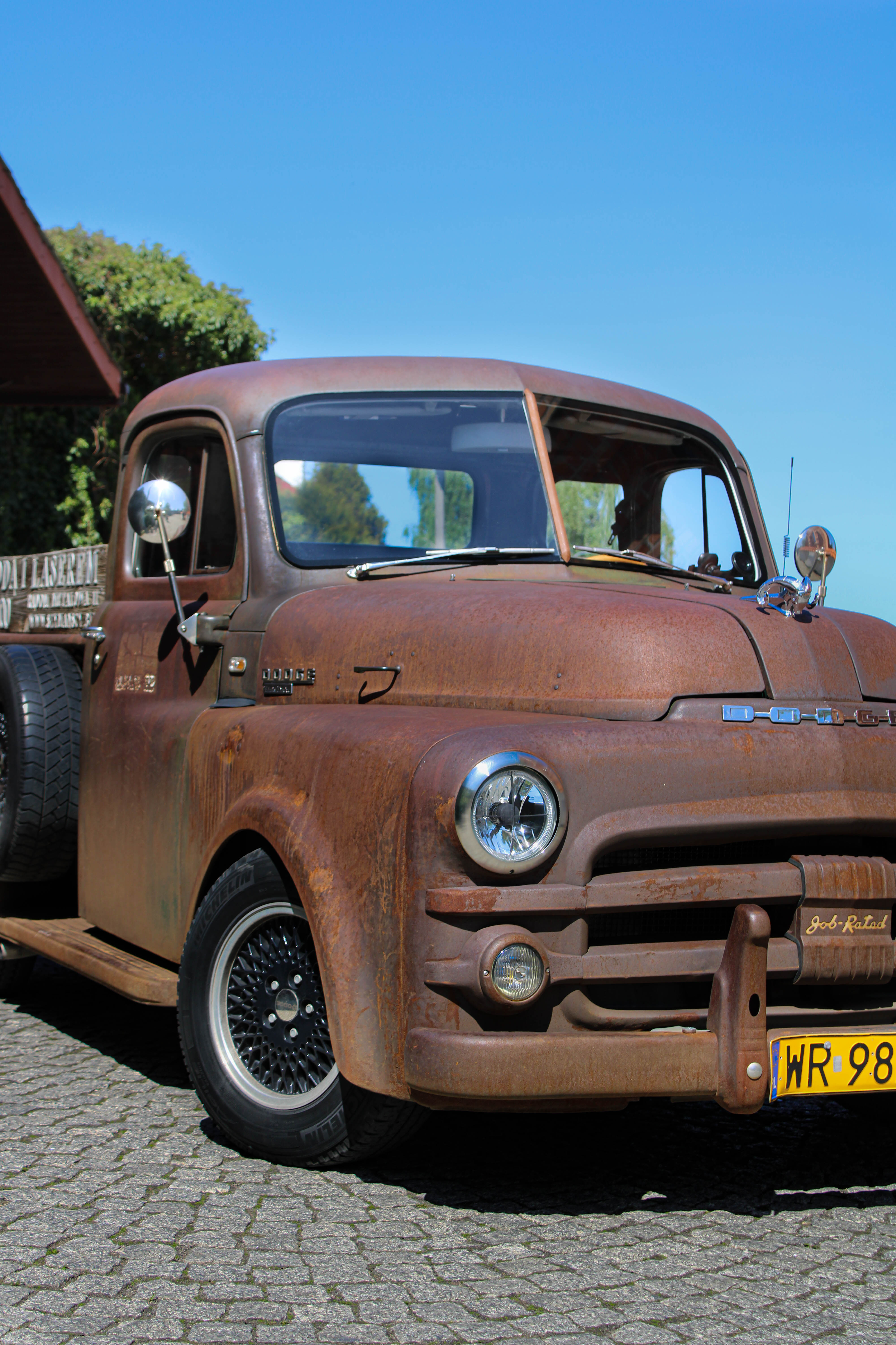 Car 30