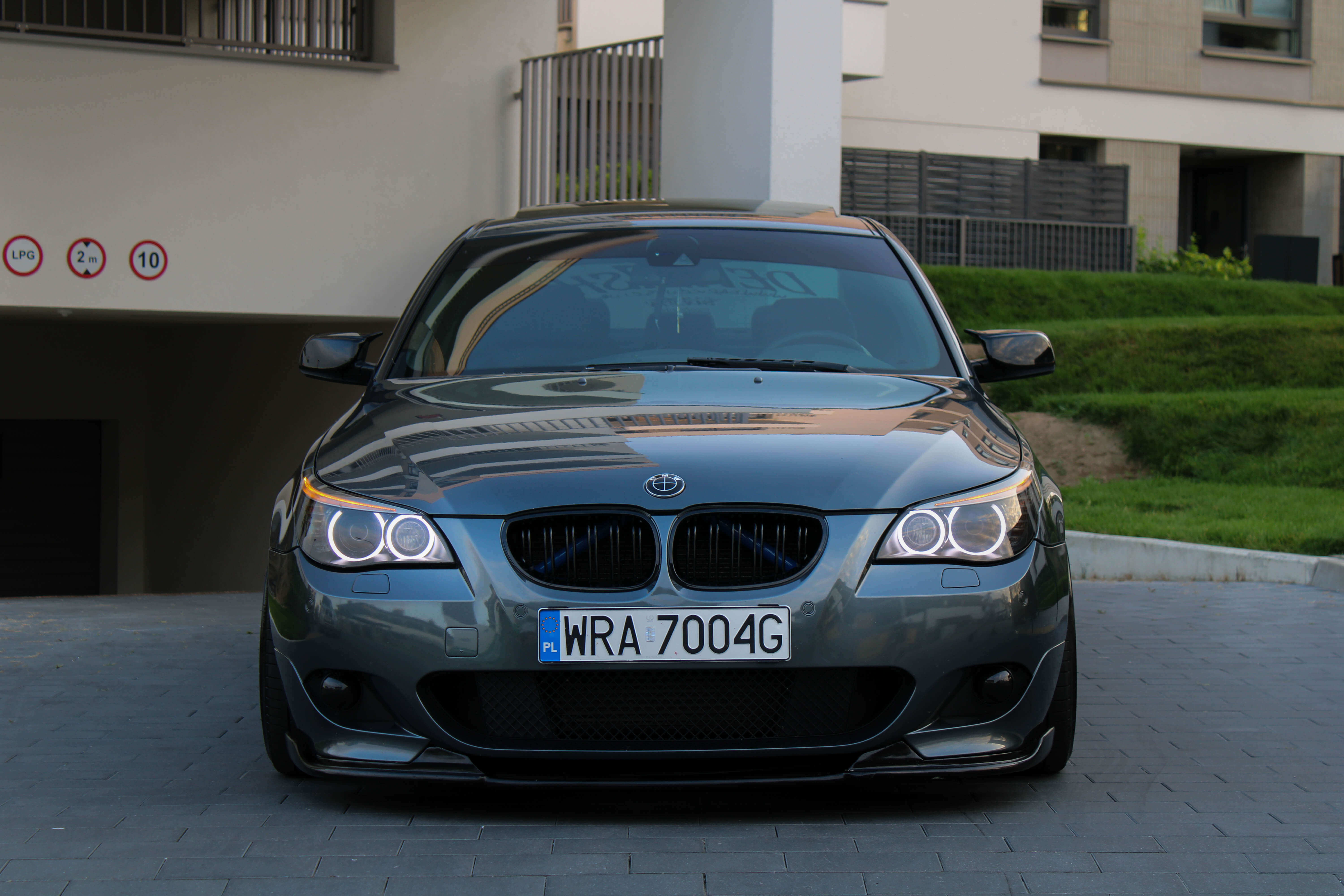 Car 4